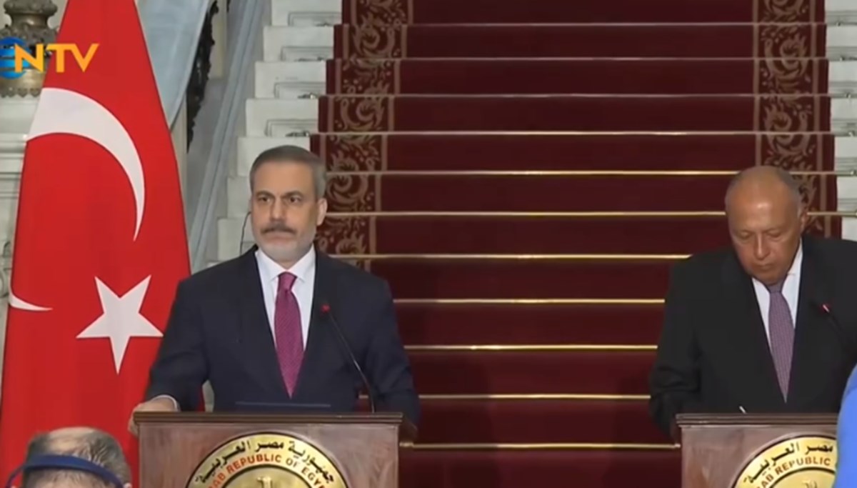 Dışişleri Bakanı Fidan: İsrail'i uluslararası hukuka bağlı kalmaya davet ediyoruz Dışişleri Bakanı Fidan: İsrail'i uluslararası hukuka bağlı kalmaya davet ediyoruz