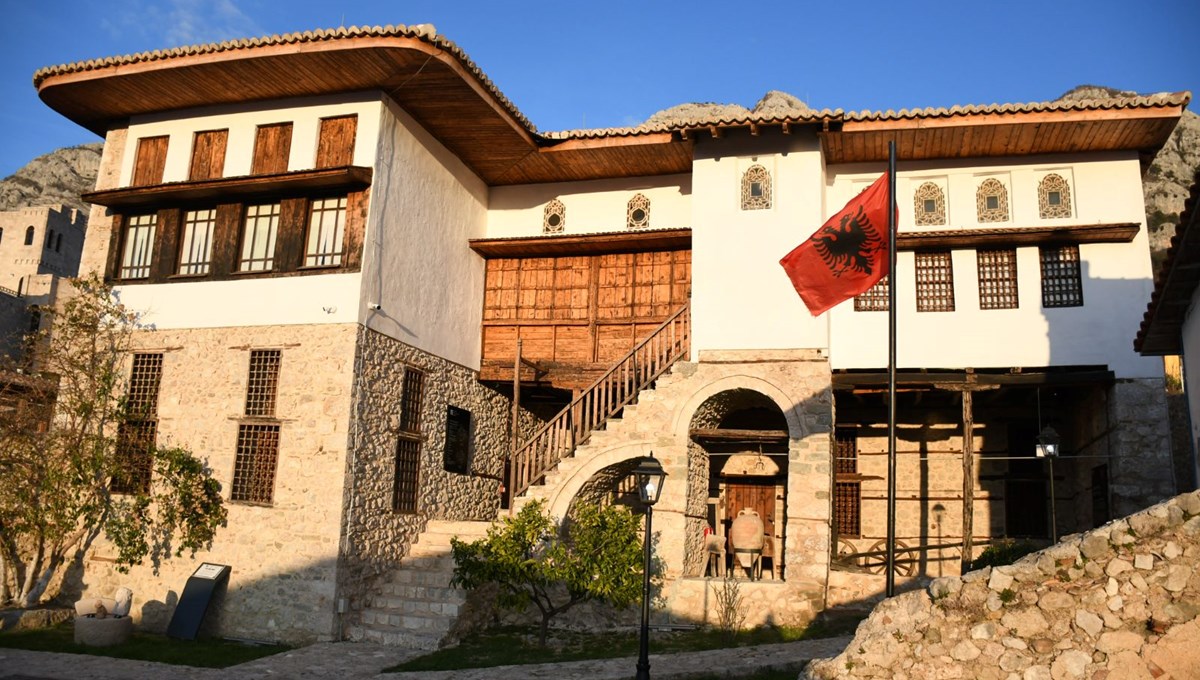 Arnavutluk'taki Akçahisar Etnografya Müzesi büyük ilgi görüyor