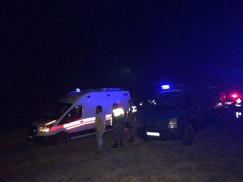 Son dakika haberi... Nevşehir'in Gülşehir ilçesinde askeri uçak düştü - 1
