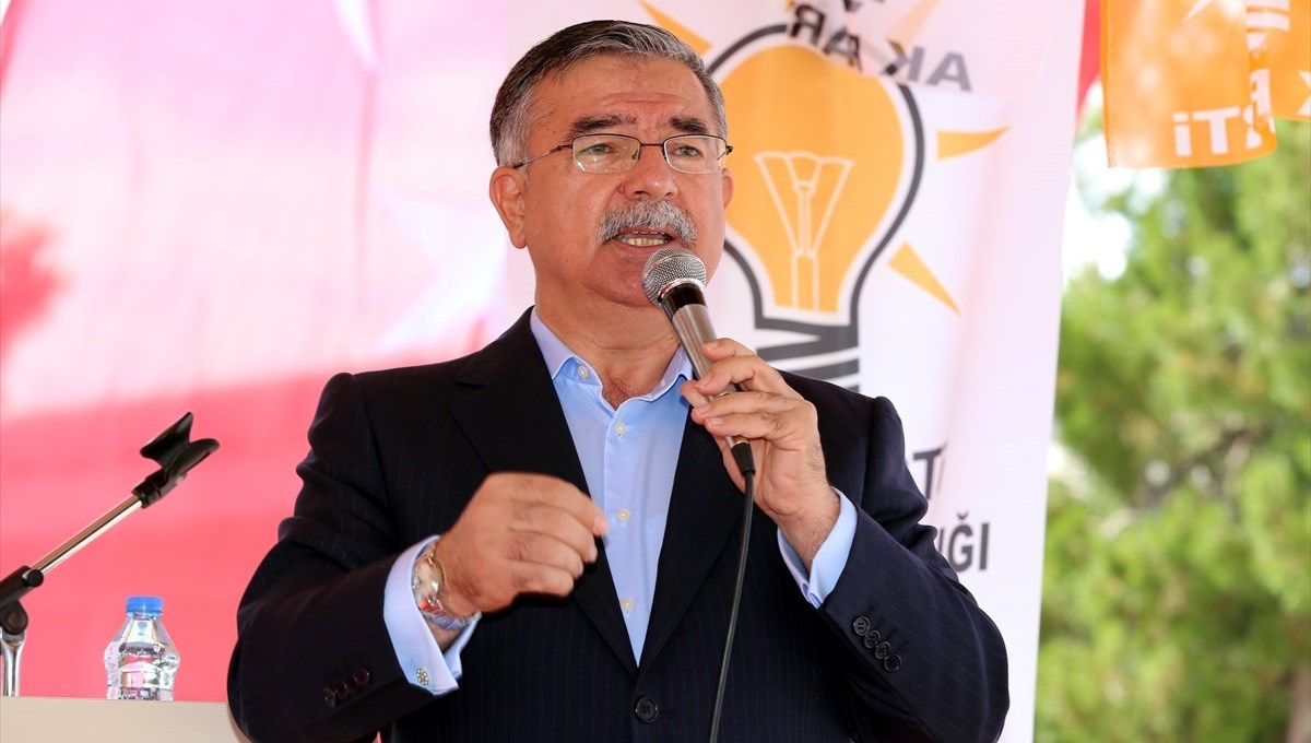 İsmet Yılmaz AK Parti Grup Başkanı oldu İsmet Yılmaz AK Parti Grup Başkanı oldu