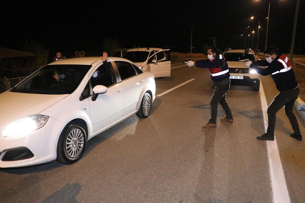 Denizli'de kalem görünümlü suikast silahı ele geçirildi - 1