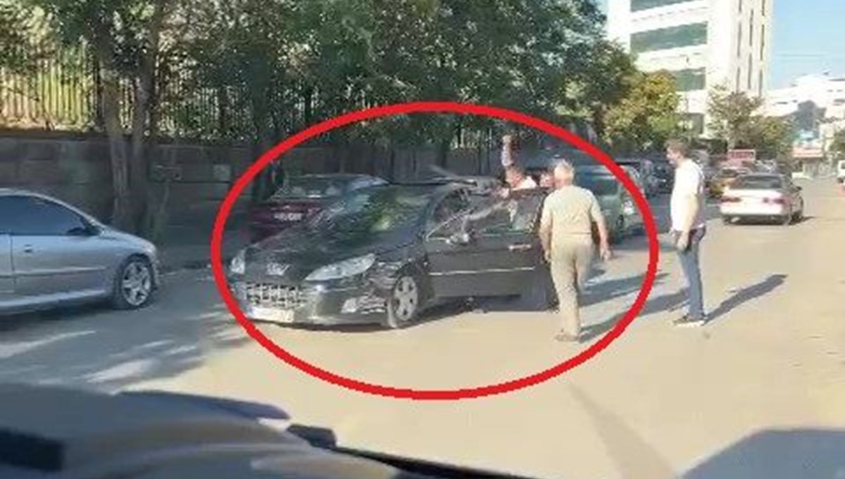 Ankara'da yol verme kavgası kamerada