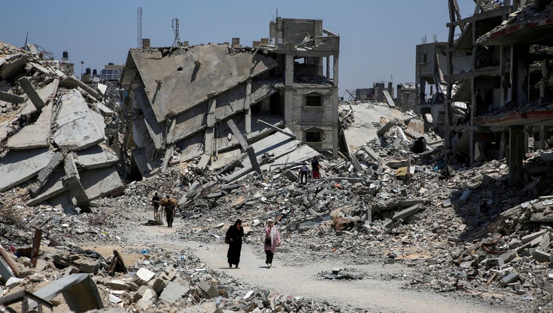 İsrail "patlayıcı yerleştirildiği" iddiasıyla Gazze'de 96 bin evi yıktı