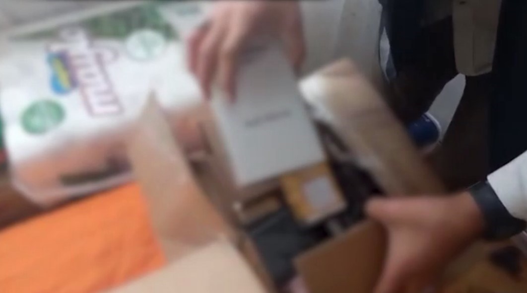 Antalya İl Emniyet Müdürlüğü Kaçakçılık ve Organize Suçlarla Mücadele (KOM) ekipleri operasyon yaptı.