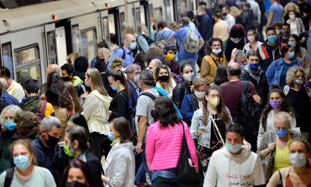 Bill Gates yeni pandeminin yolda olduğunu açıkladı: Corona virüs ailesinden farklı bir patojen neden olacak - 10