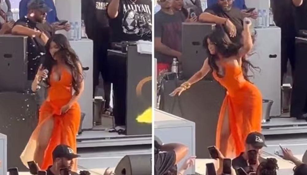 Cardi B'yi sinirlendiren olay: Hayranına mikrofon fırlattı - 2