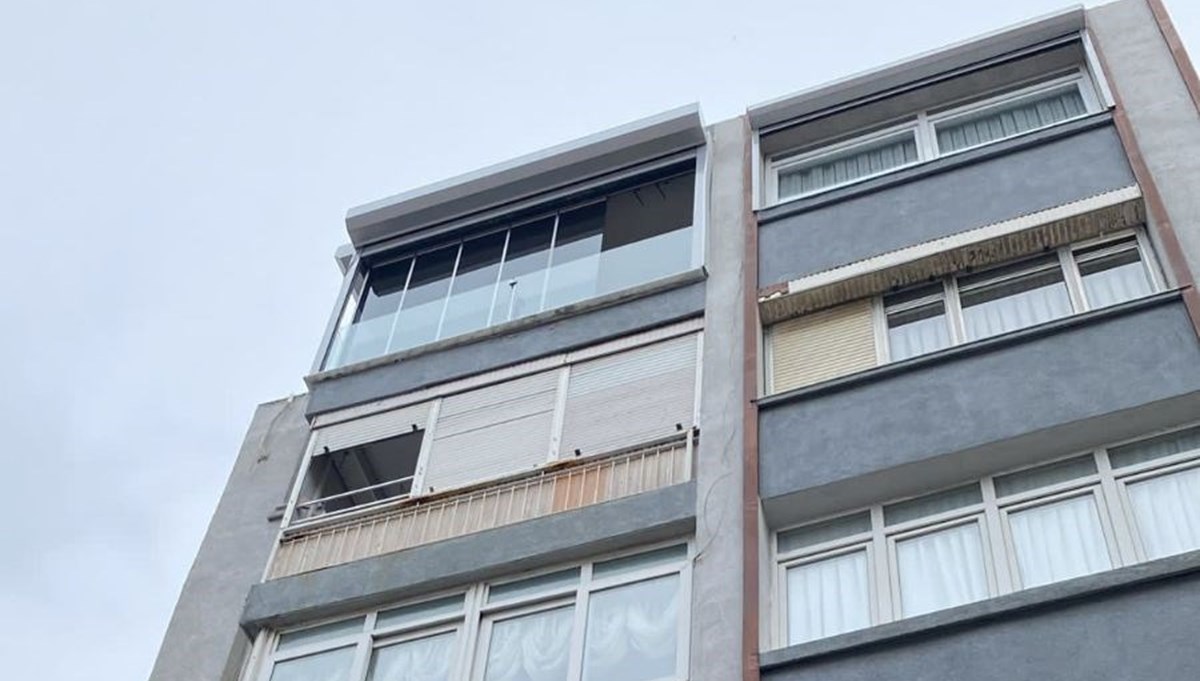 Yılbaşı için tatile geldi, 5'inci kattan aşağıya düştü Yılbaşı için tatile geldi, 5'inci kattan aşağıya düştü