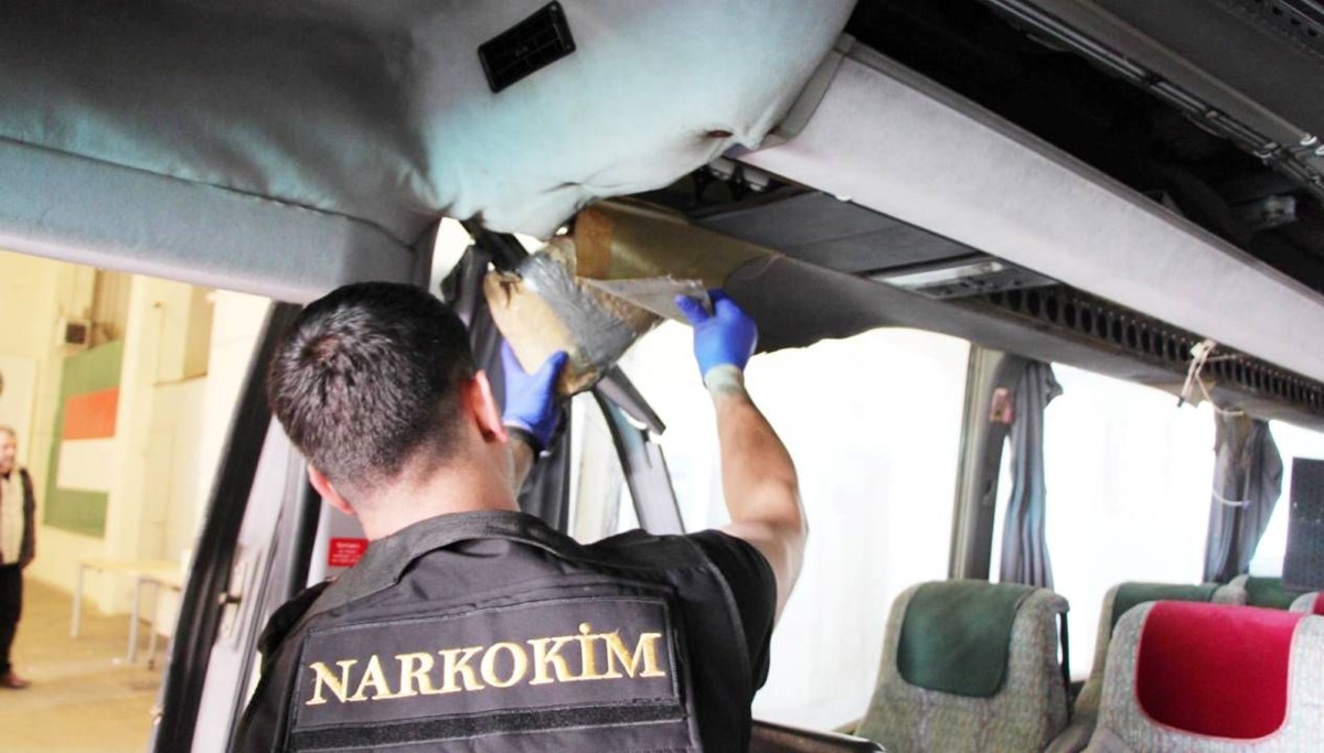 Dtobüsten 77 kilo uyuşturucu çıktı