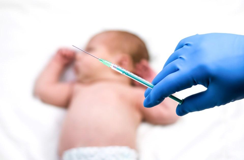 Bebeğe aşıyı ve topuk kanı taramasını reddeden aileye dava - 1