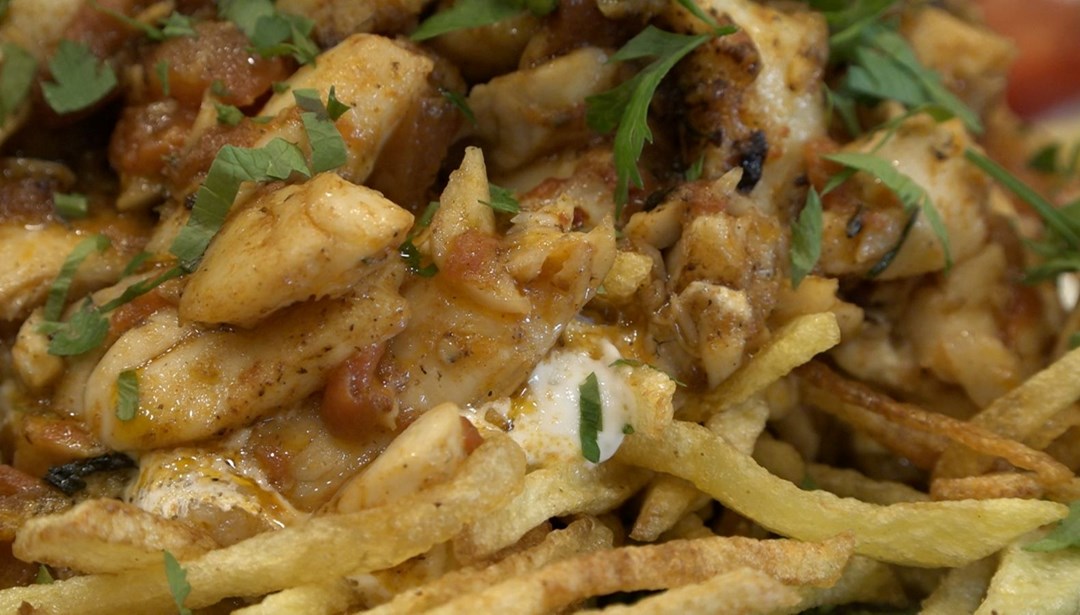 "Balık yoğurtla yenilmez" algısına meydan okuyor: Çökertme kebabı balıklı oldu