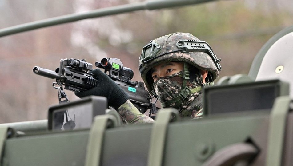 Sınırda tansiyon yükseldi: Güney Kore, Kuzeyli askerlere ateş açtı