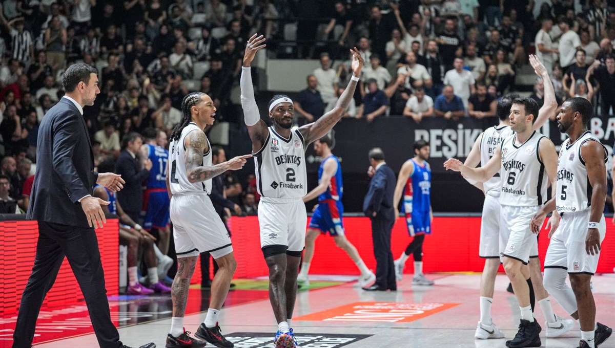 Beşiktaş, Efes'i farklı geçti