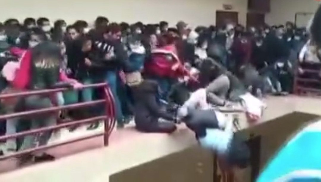 evde kemer deliği açma