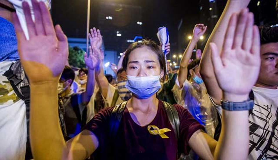 Hong Kong'da Çin alehtarı gösteri  - 2
