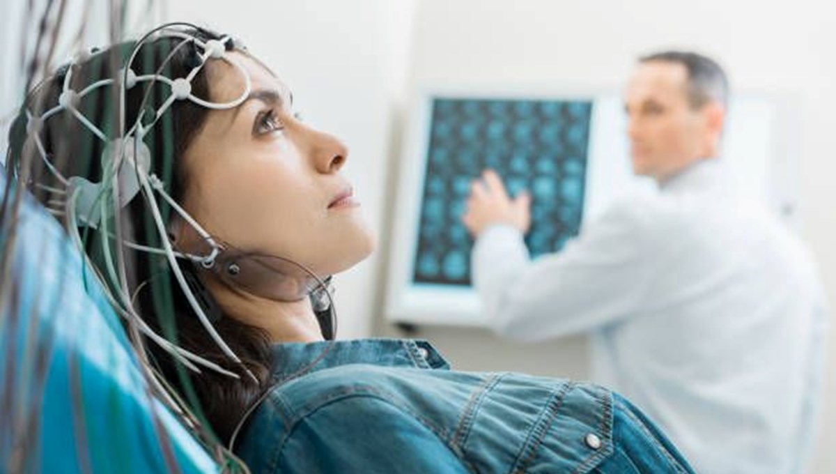 Elektroensefalografi (EEG) nedir, nasıl çekilir? EEG neden çekilir ve ne işe yarar?