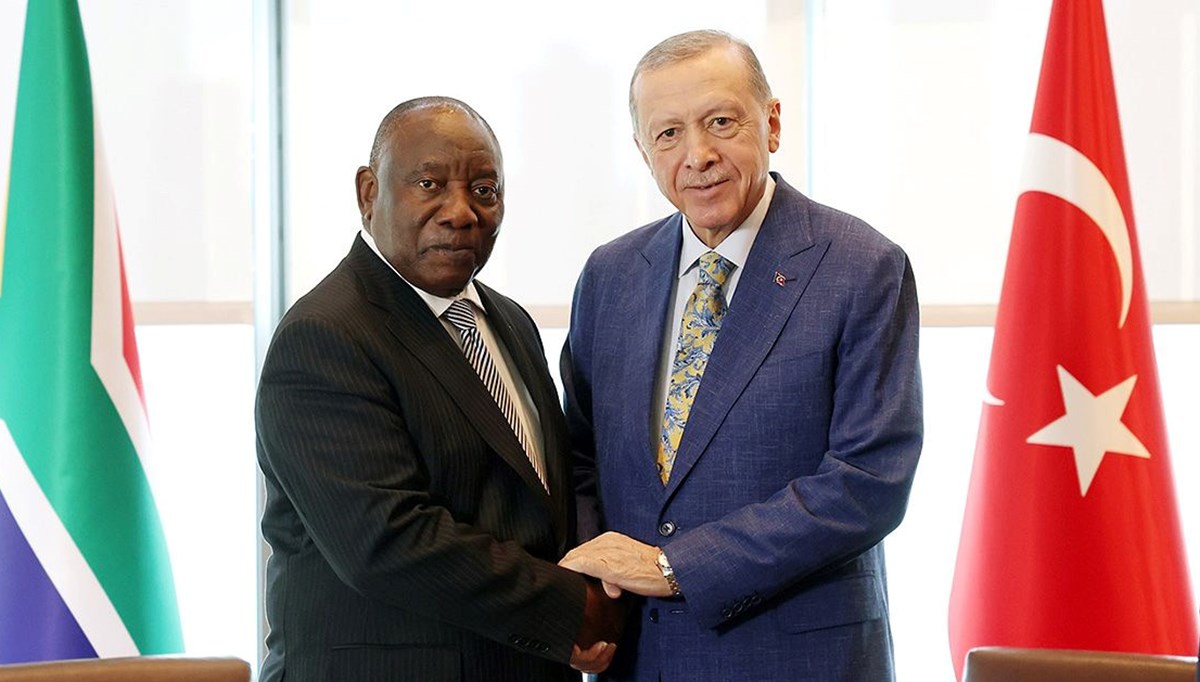 Cumhurbaşkanı Erdoğan'dan Güney Afrika'ya Filistin teşekkürü Cumhurbaşkanı Erdoğan'dan Güney Afrika'ya Filistin teşekkürü