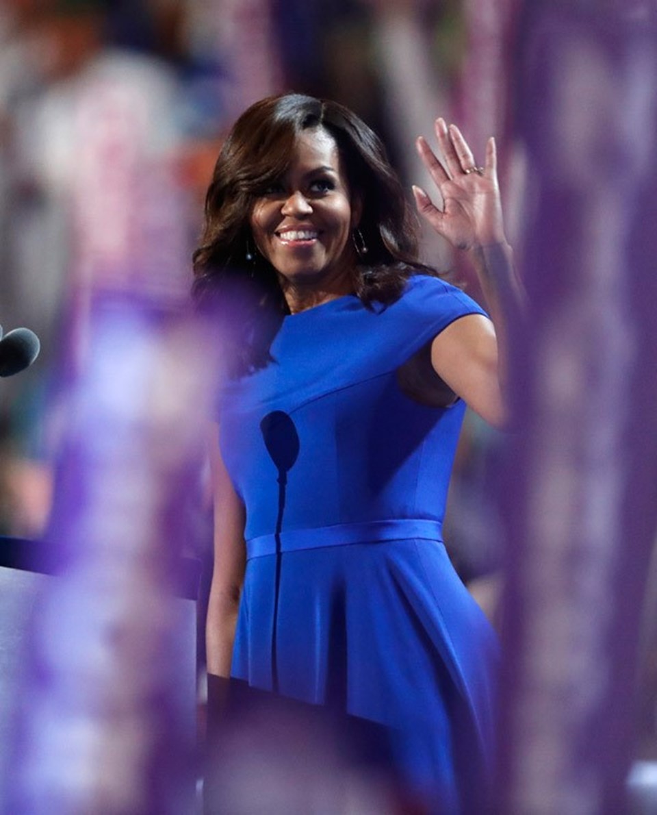 Michelle Obama’dan kraliyet mavisi içinde unutulmaz konuşma - 2
