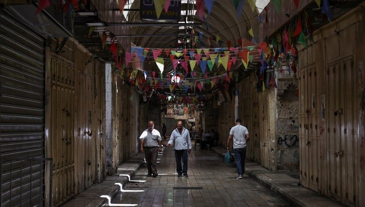Batı Şeria, Hamas lideri Haniye için kepenk indirdi Batı Şeria, Hamas lideri Haniye için kepenk indirdi