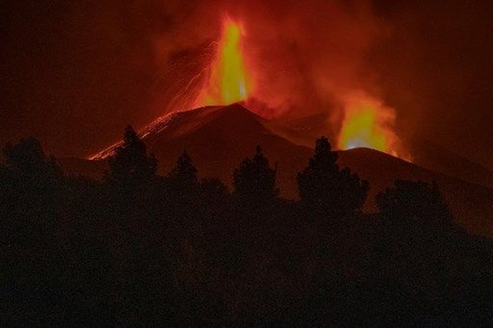 Cumbre Vieja tarihe geçti: Yaklaşık 3 bin ev kül oldu - 11