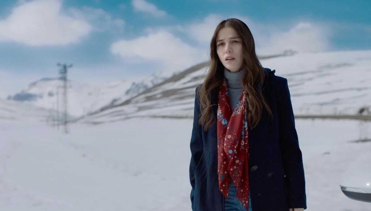 Kar Kırmızı fragmanı