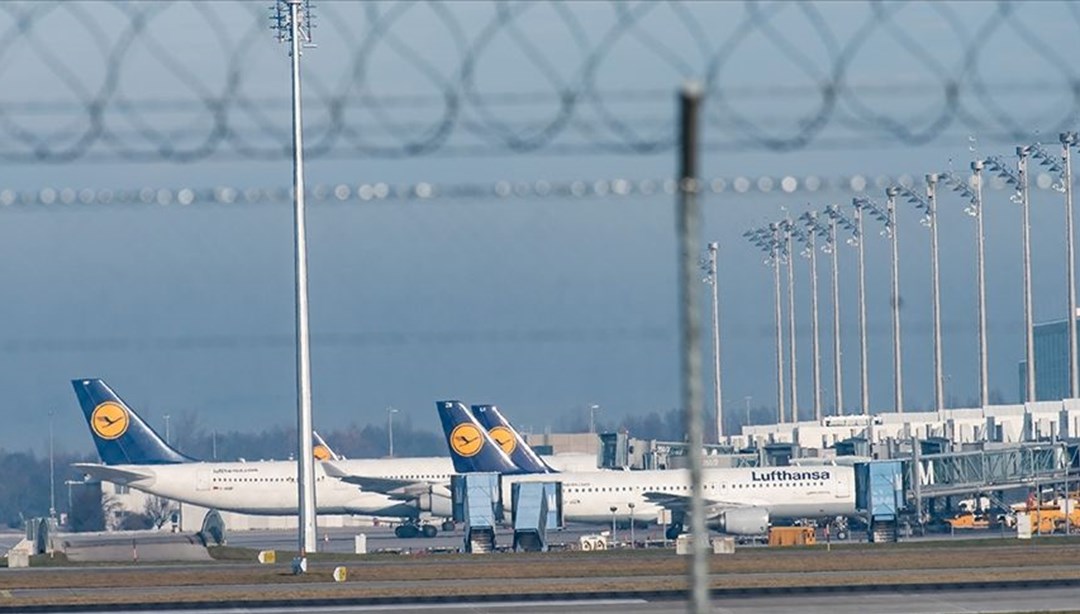 Lufthansa, uyarı grevi nedeniyle binden fazla uçuşu iptal etti