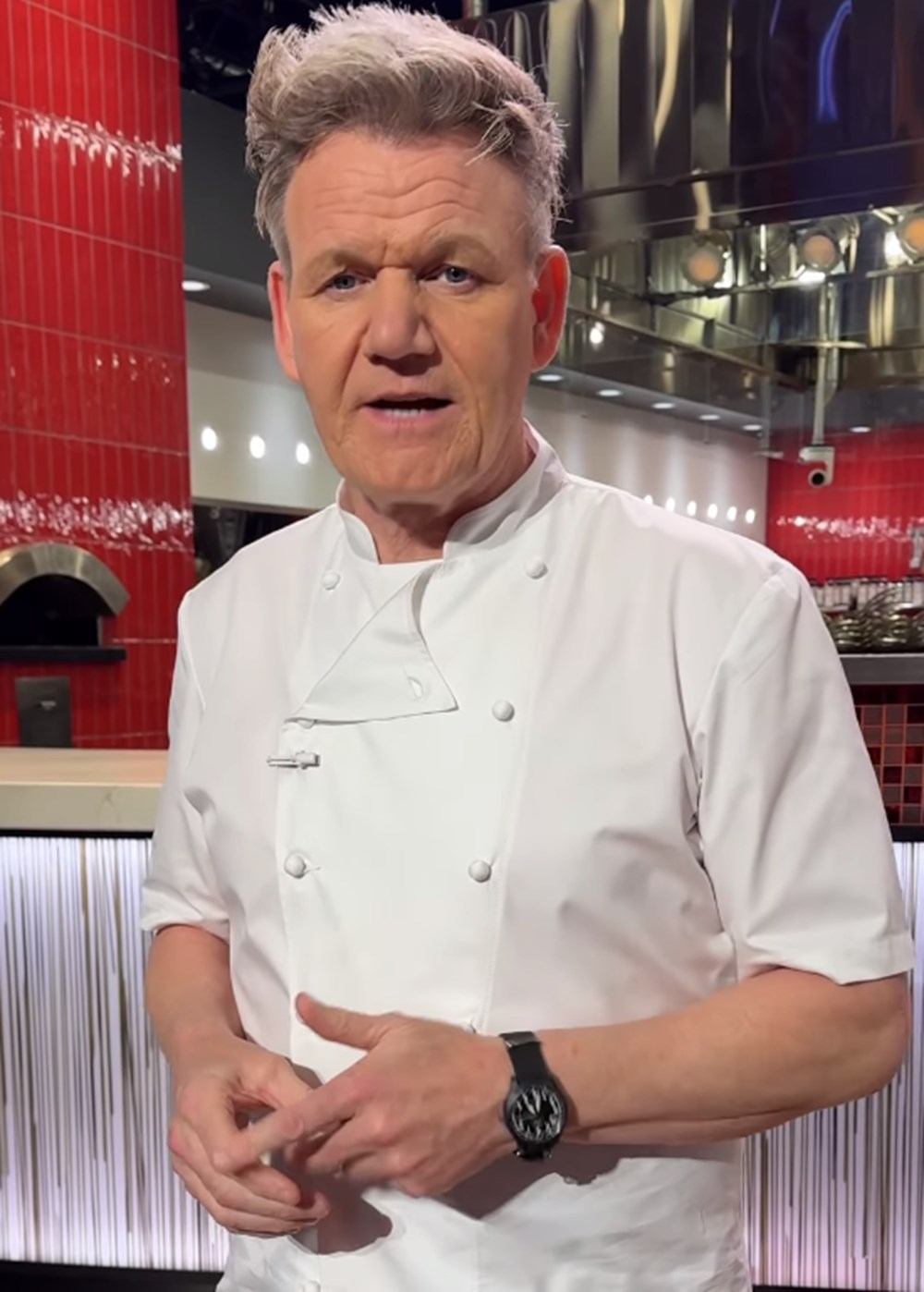 Ünlü şef Gordon Ramsay ölümden döndü! - 2