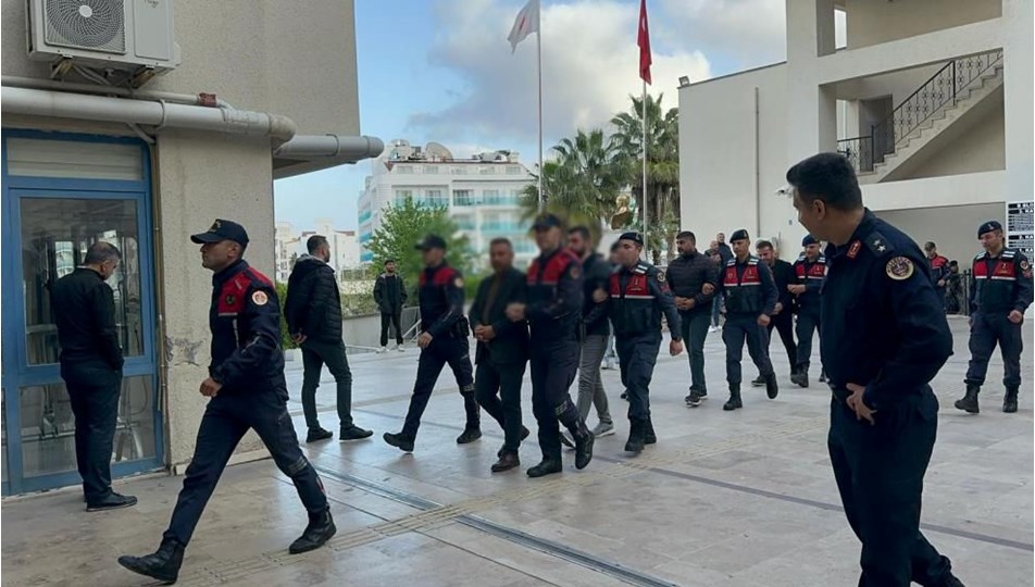 Muğla'da tefeci operasyonu: Marmaris Esnaf ve Sanatkarlar Odası Başkanı dahil 8 tutuklama