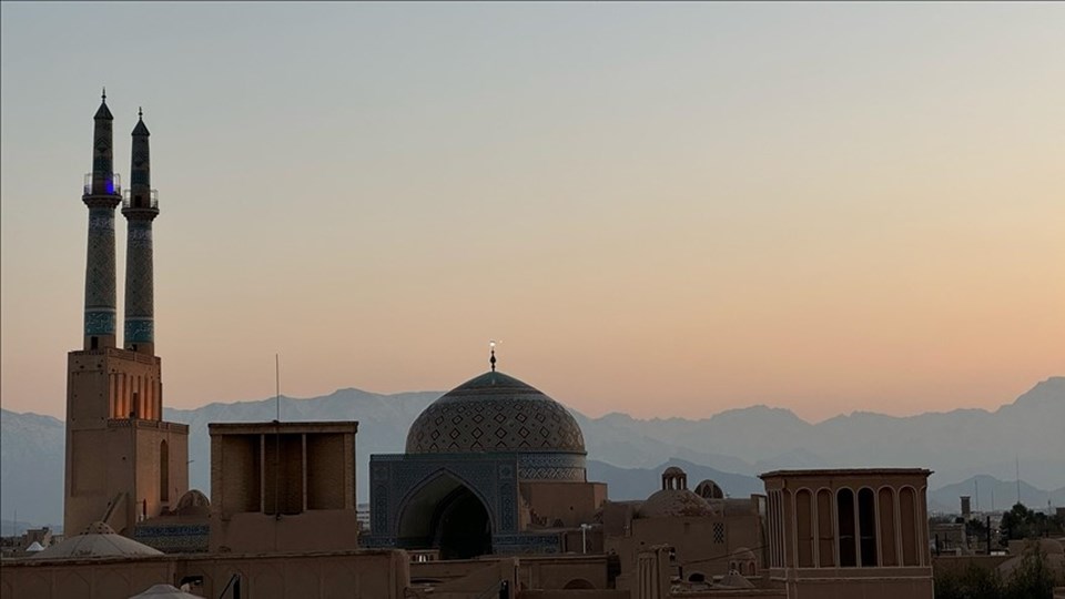 İran'daki Cuma Cami farklı dönemlerin mimari özelliklerini yansıtıyor - 1