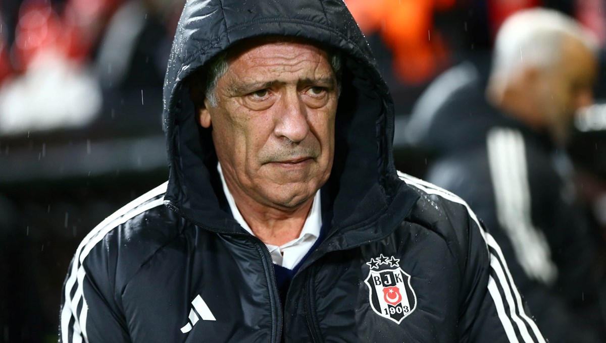 Beşiktaş Teknik Direktörü Fernando Santos farklı yenilgi sonrası konuştu: Sorumluluk benim Beşiktaş Teknik Direktörü Fernando Santos farklı yenilgi sonrası konuştu: Sorumluluk benim
