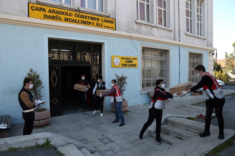 İstanbul'da kolonya ve maske dağıtımı tamamlandı - 1
