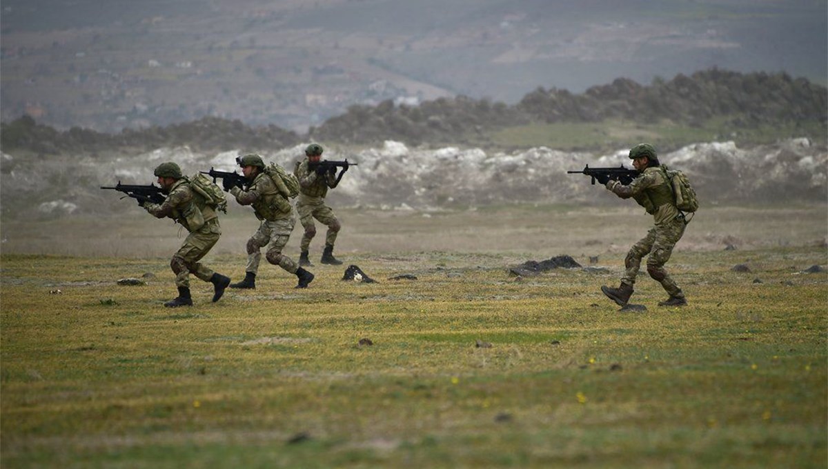 MSB: Taciz atışı yapan 6 PKK/YPG'li terörist etkisiz hale getirildi
