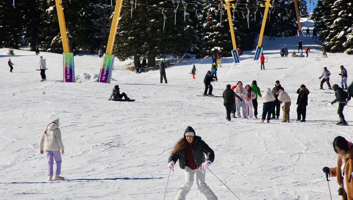 Kayak merkezlerinde tatil yoğunluğu