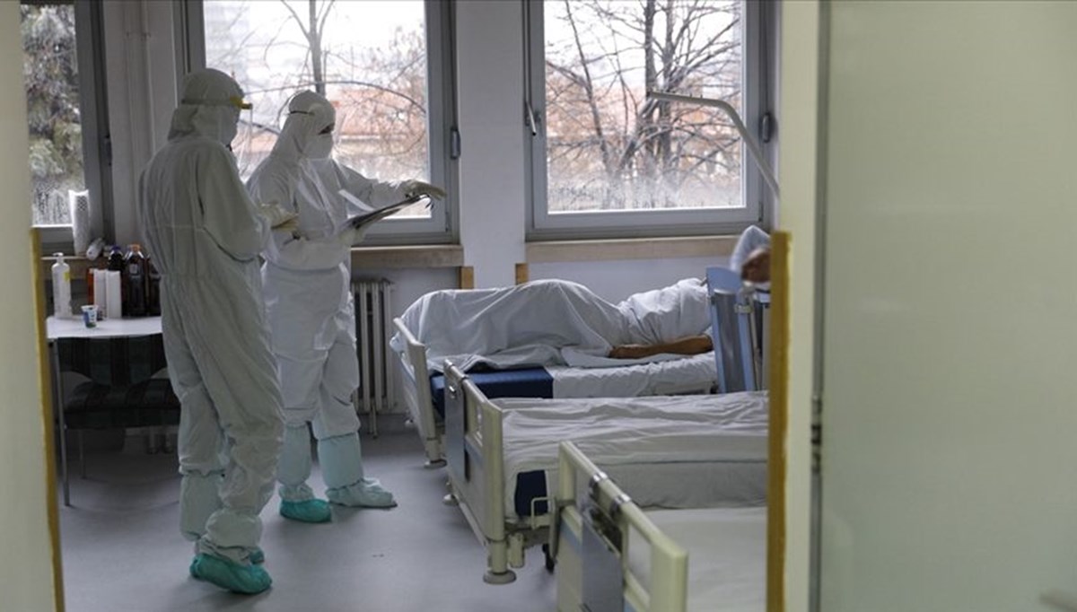 Corona virüsten Türkiye'de son 24 saatte 181 can kaybı, 9 bin 537 yeni vaka