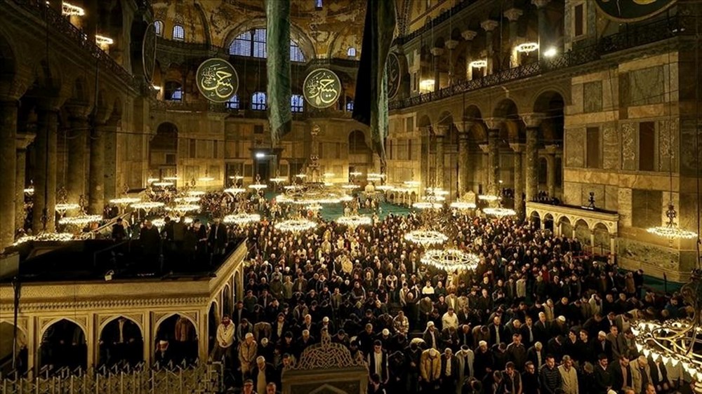 2025 Kadir Gecesi Muamması: 26 Mart'ta mı Belirecek? 75 uqKzpato2Ee74Ss91Ei91w