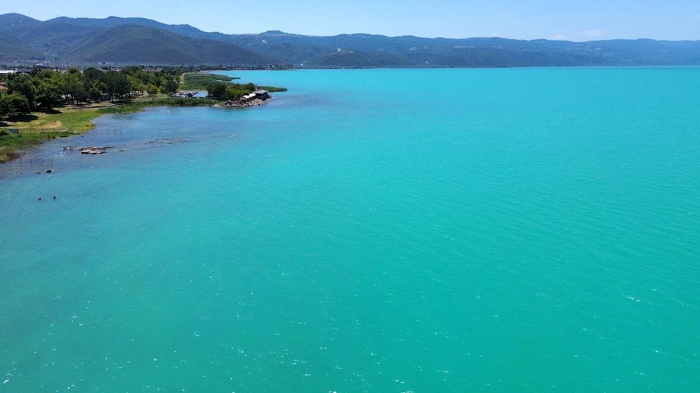 Burası Maldivler değil İznik Gölü! Plankton patlaması sonucu renk değiştirdi - 5