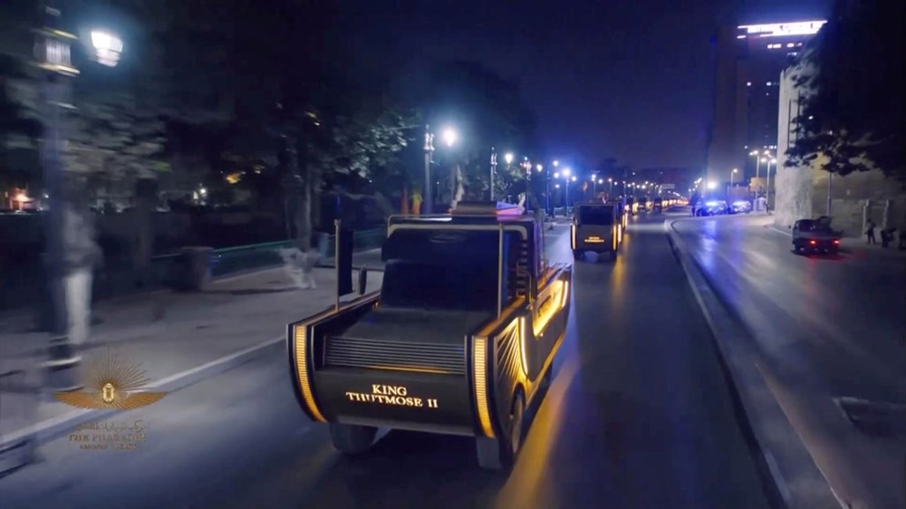 Mısır’da 18 kral ve 4 kraliçenin mumyası kortej eşliğinde müzeye taşındı - 10