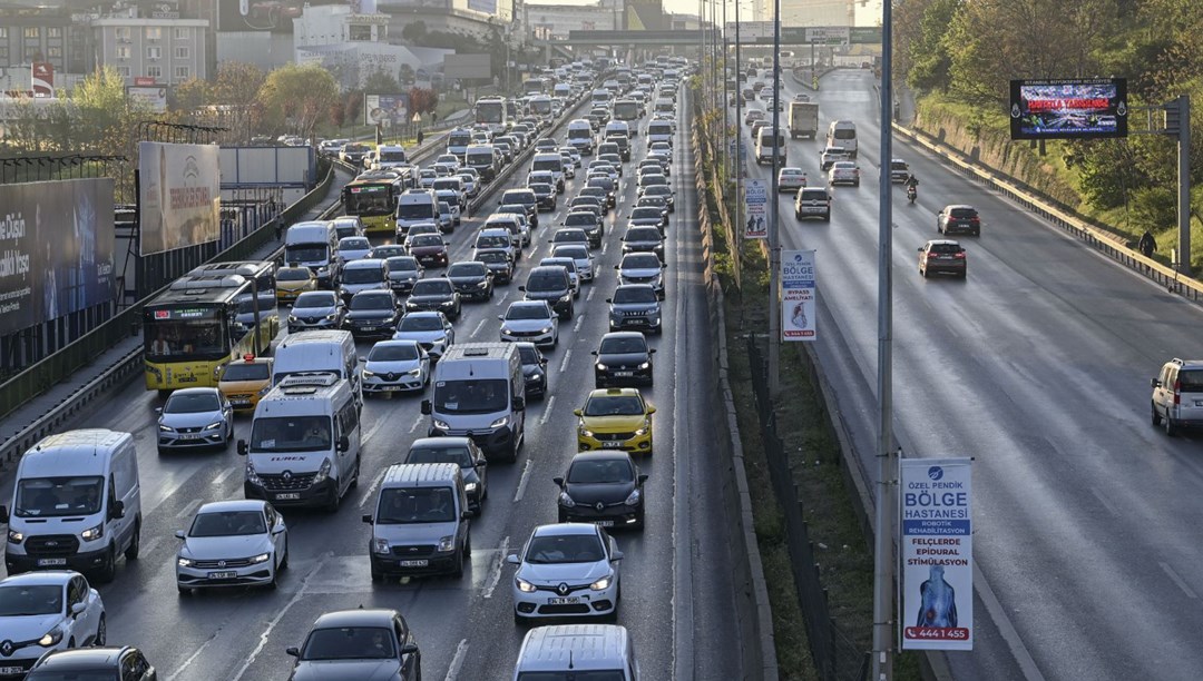 İstanbullular dikkat! Bugün bazı yollar trafiğe kapatılacak