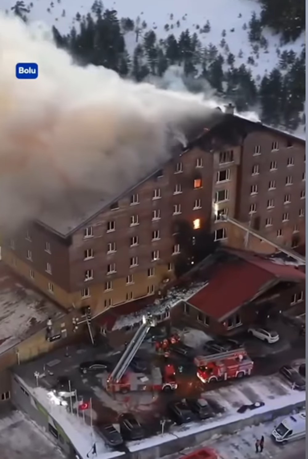 Bolu'da otel yangını faciası: Ünlülerden taziye mesajları - 10