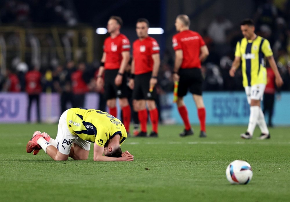 Derbide tartışmalı pozisyonlar: Karar doğru mu? - 4