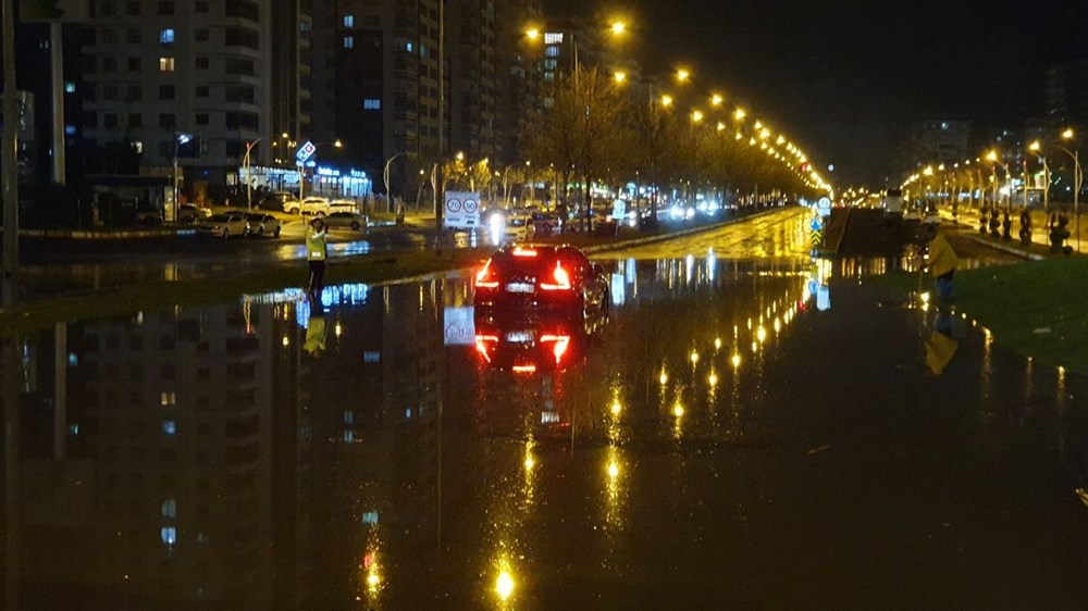 Şanlıurfa, Bingöl, Elazığ ve Diyarbakır'da şiddetli yağış - 11