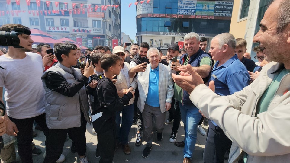 Fenerbahçe'de başkan adayı Aziz Yıldırım, Yalova ve Bursa'da ziyaretlerde bulundu - 1
