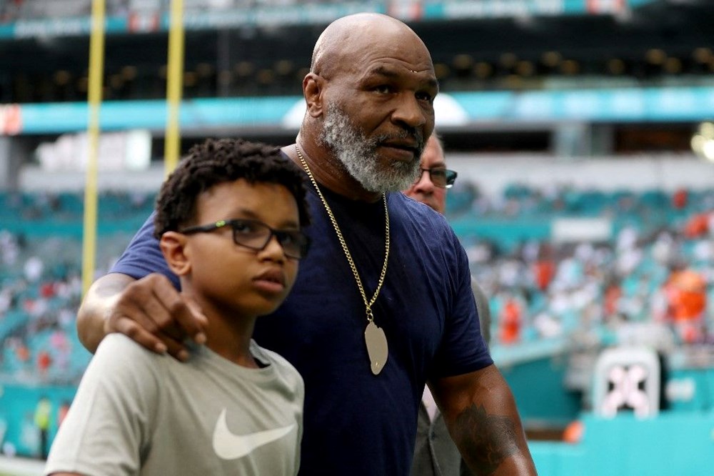 Mike Tyson: Kulak koparma olayından 30 milyon dolar kazandım - 4