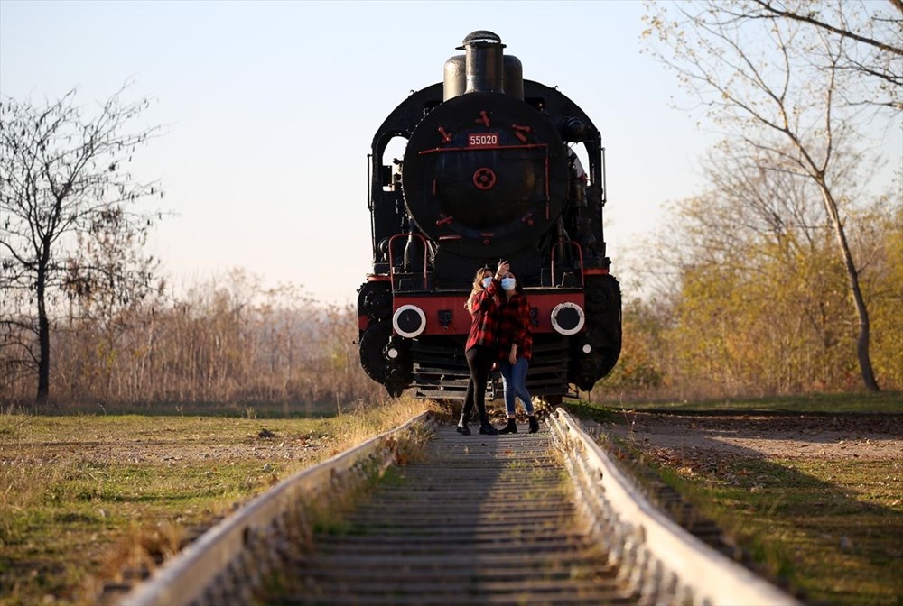Edirne'de eski tren garı ve kara tren, sonbaharda fotoğraf tutkunlarının gözdesi - 11