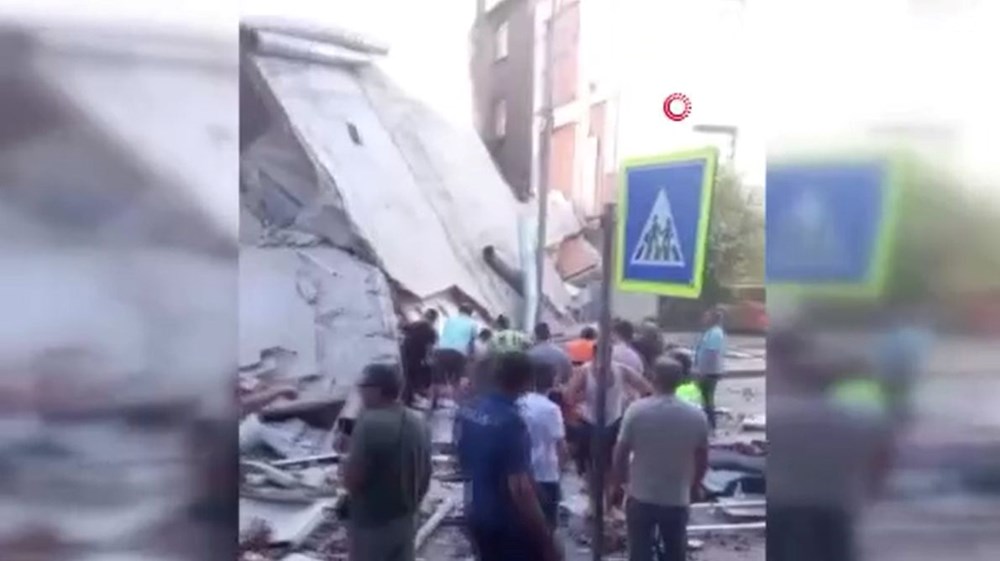 SON DAKİKA HABERİ | İstanbul Küçükçekmece'de bina çöktü: 1 kişi öldü, 2'si ağır 8 kişi yaralandı - 12
