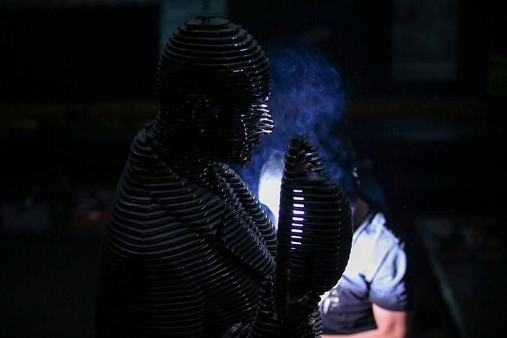 Atatürk'ün TBMM'nin açılışındaki selamlama fotoğrafı çelik heykelle ölümsüzleştirildi - 6