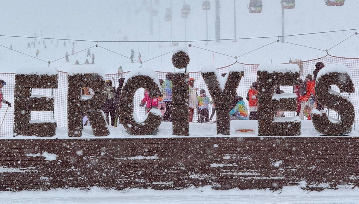 Erciyes'te kar kalınlığı 80 santime ulaştı Erciyes'te kar kalınlığı 80 santime ulaştı