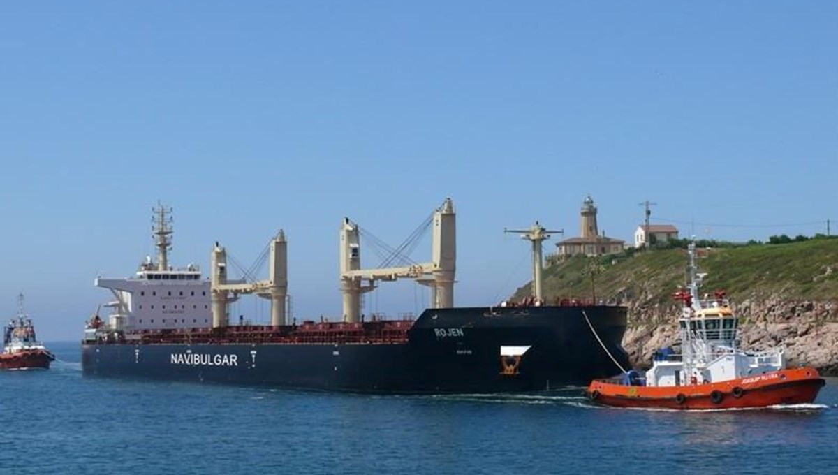 Ukrayna'dan tahıl taşıyan gemilerden biri varış yeri olan İtalya'ya ulaştı