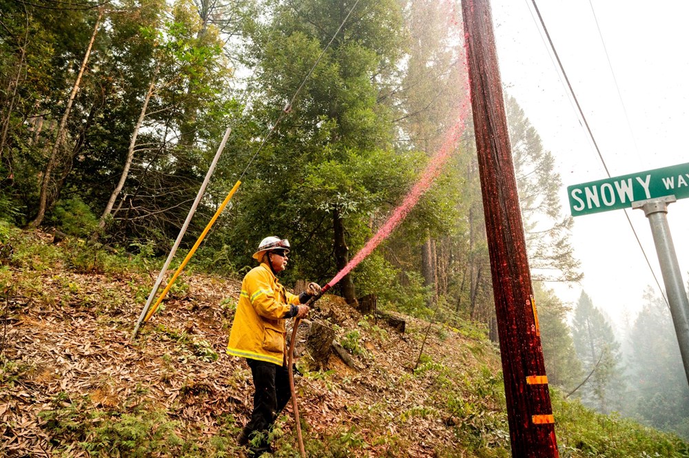 California'da orman yangını: 11 bini aşkın kişi tahliye edildi - 8