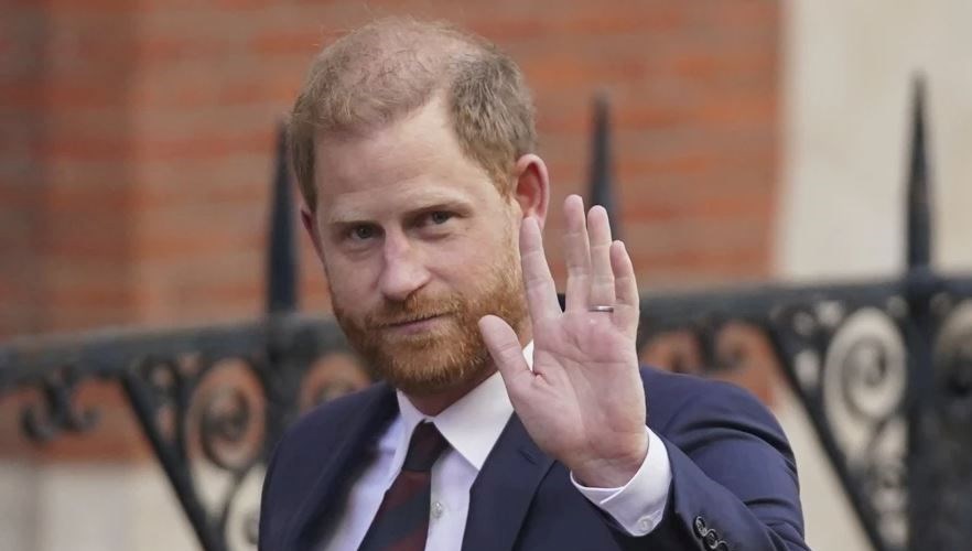 Prens Harry'den aile içi gerilimi artıran hamle