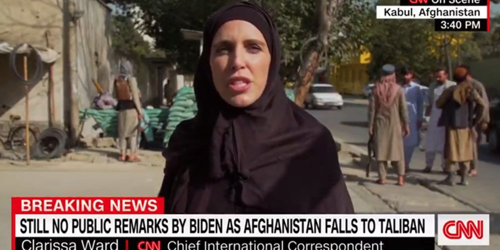 CNN muhabiri Clarissa Ward Taliban sonrası çarşafa girdiği iddiasına yanıt verdi - 2